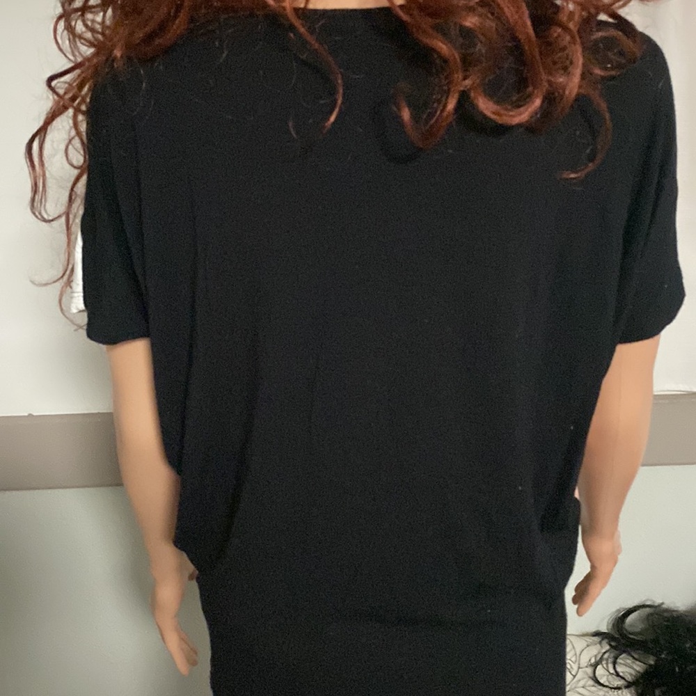 Blouse With Lo Image With An Abandoned Short Slee… - image 5